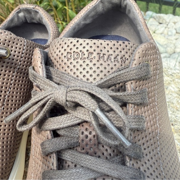 Cole Haan Crosscourt II Sneaker Mens Size 9 Grey Perforated Leather Casual Shoes - Picture 6 of 10